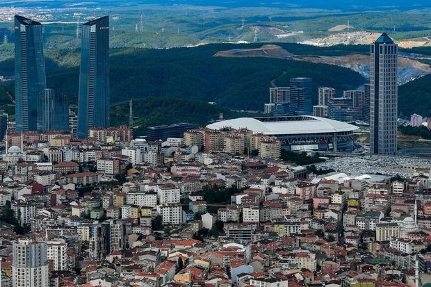 “İstanbulda ehtimal olunan zəlzələ 100 min evi dağıda bilər” “İstanbulda ehtimal olunan zəlzələ 100 min evi dağıda bilər”