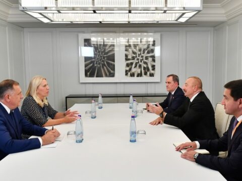 İlham Əliyev Bosniya və Herseqovina Rəyasət Heyətinin üzvü və Serb Respublikasının Prezidenti ilə görüşüb