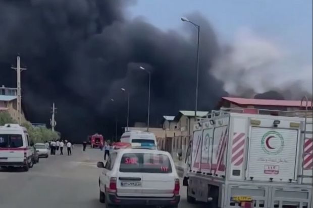 İranda sənaye şəhərciyində yanğın – VİDEO