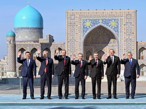 Özbəkistanı Türk dünyasına qovuşduran Lider