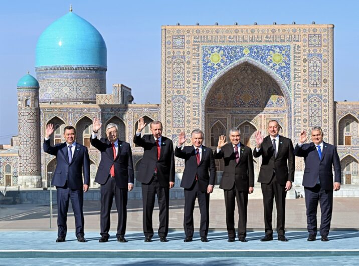 Özbəkistanı Türk dünyasına qovuşduran Lider