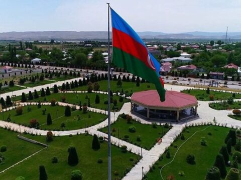 Mirziyoyev və xanımı Füzulinin Baş planı ilə tanış oldu