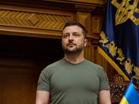 Zelenski “F-16” qırıcılarının Ukraynaya verilməsi barədə danışıb