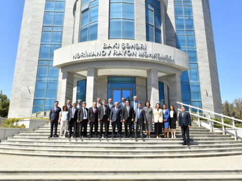 Tacikistan ölkəmizin məhkəmə-hüquq sistemində nailiyyətlərinə maraq göstərir