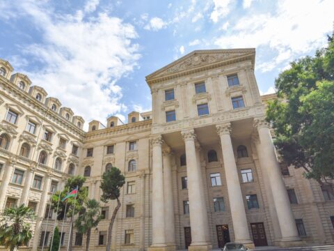 XİN-in idarə rəisi QHGT-nin mənzil-qərargahında diplomatik xidmətə qəbul mövzusunda çıxış edib