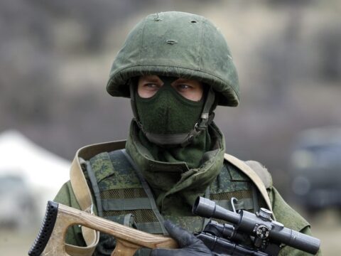 Rusiya sadəcə bir istiqamətdə 100 mindən çox hərbçi cəmləşdirib