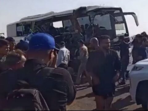 İraqda iranlı zəvvarları daşıyan avtobus aşdı: 20 nəfər həlak olub