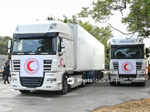 Bakıdan erməniəsilli şəxslərə humanitar yardım aparan karvan Ağdam-Xankəndi yolunda
