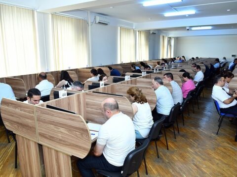 Hakimliyə imtahan mərhələlərinin sayı azaldılıb