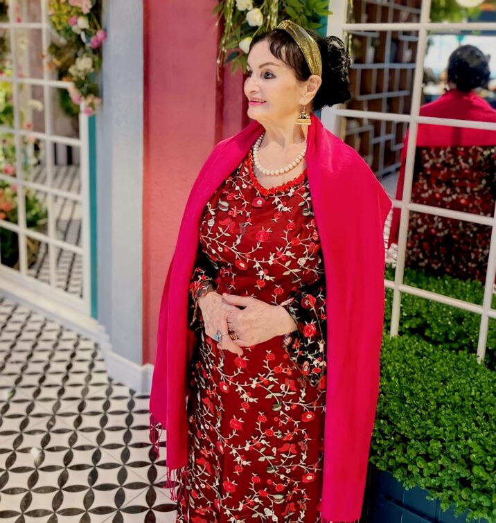 “Aliyə xanım deyirdi ki, heç kimə cavab vermə, cavab verməyəndə də deyirlər ki, dili yoxdur” “Aliyə xanım deyirdi ki, heç kimə cavab vermə, cavab verməyəndə də deyirlər ki, dili yoxdur”