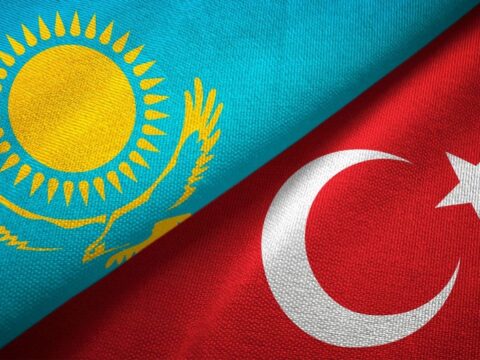 Türkiyə və Qazaxıstan XİN başçıları Astanada regional məsələləri müzakirə ediblər