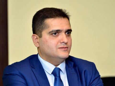 Rusiya Ermənistanı tərk edir – Azərbaycan fürsətdən istifadə edəcək