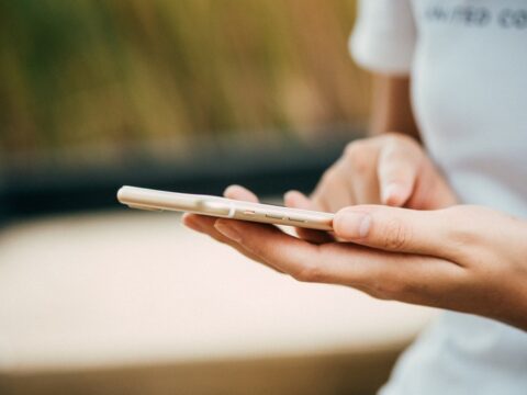 Azərbaycan avqustda mobil internetin sürətinə görə 2 pillə irəliləyib