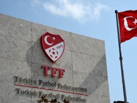 Türkiyə Futbol Federasiyası millinin baş məşqçisi ilə bağlı xəbərləri təkzib edib