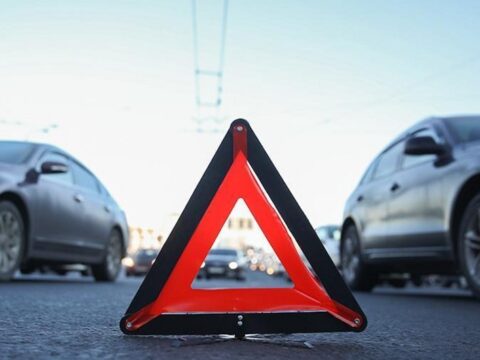 Sabirabadda təcili yardım maşını qəzaya uğrayıb, 5 nəfər xəsarət alıb