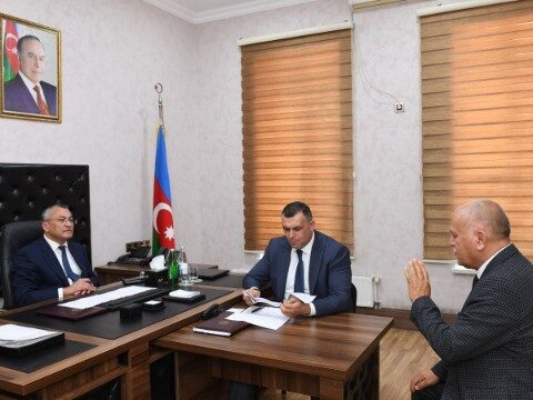 Rövşən Rzayev vətəndaşların növbəti qəbulunu keçirib – FOTOLAR