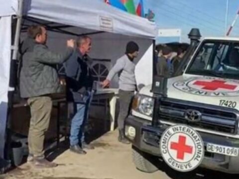 “Qızıl Xaç” 23 yaralını Ermənistana apardı