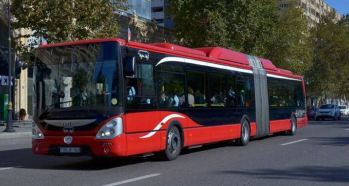 Bakıda ilk elektrik mühərrikli avtobus xəttə buraxılıb Bakıda ilk elektrik mühərrikli avtobus xəttə buraxılıb