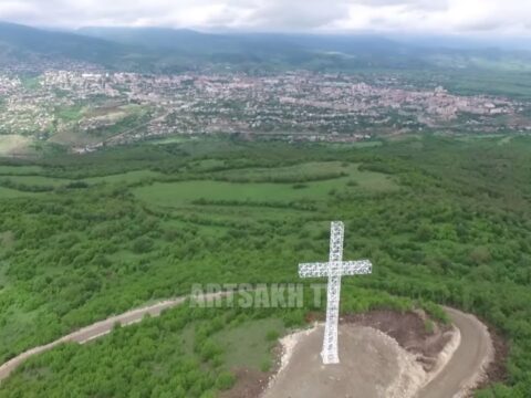 Xankəndi yaxınlığındakı nəhəng qanunsuz erməni xaçı da söküldü…-VİDEO