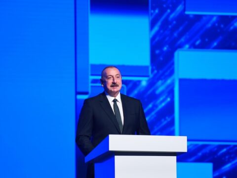“Azərbaycan etibarlı təchizatçı olaraq beynəlxalq bazarlara enerji nəql edir”