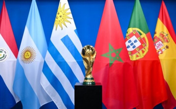 Futbol üzrə dünya çempionatı ilk dəfə üç qitədə və altı ölkədə keçiriləcək Futbol üzrə dünya çempionatı ilk dəfə üç qitədə və altı ölkədə keçiriləcək