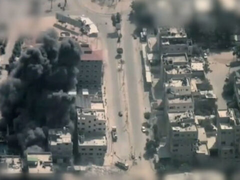 HƏMAS-ın silah anbarları bombalandı – VİDEO