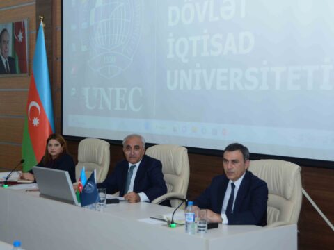 Elmi Şurada UNEC-ə qəbulun nəticələri barədə hesabatlar dinlənilib