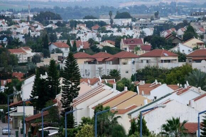 Qəzza ilə sərhəddəki Sderot şəhərinin evakuasiyası başa çatır Qəzza ilə sərhəddəki Sderot şəhərinin evakuasiyası başa çatır