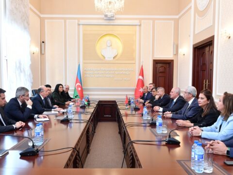 Fikrət Məmmədov Türkiyə Ali Məhkəməsinin sədrinin rəhbərlik etdiyi nümayəndə heyəti ilə görüşüb
