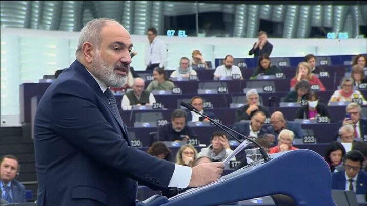 İkiüzlü, qərəzli və riyakar Qərb obyektiv ola bilməz İkiüzlü, qərəzli və riyakar Qərb obyektiv ola bilməz