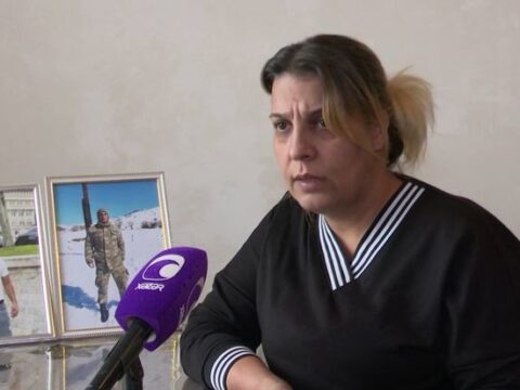 Ermənistanda əsir saxlanılan əsgərimizin anası: “Danışığından hiss olunurdu ki, onu çox incidirlər”