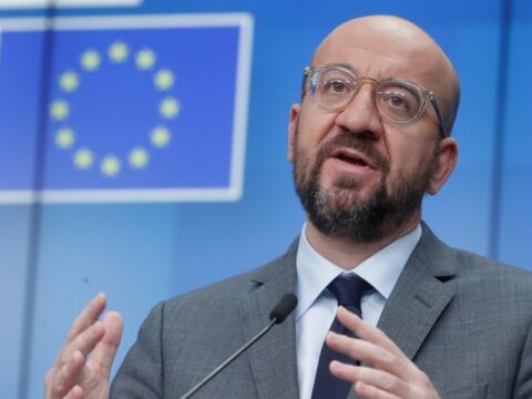 “Aİ Ermənistan və Azərbaycan arasında vasitəçiliyi davam etdirmək niyyətindədir”