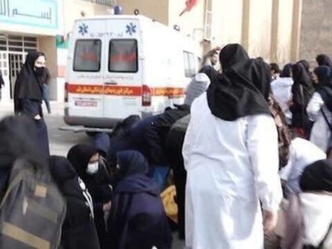 Güney Azərbaycanda məktəbli qızların kütləvi zəhərlənməsi davam edir