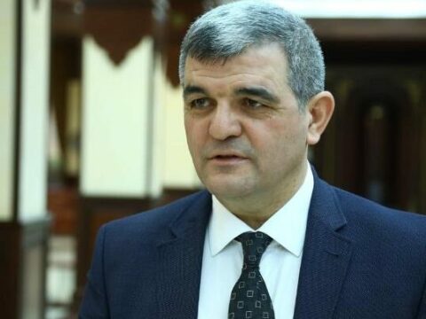 Cahangir Əsgərov gedib, şikayətlər bitməyib