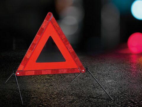 Hacıqabul-Mincivan yolunda avtomobil dərəyə aşıb, ölən var