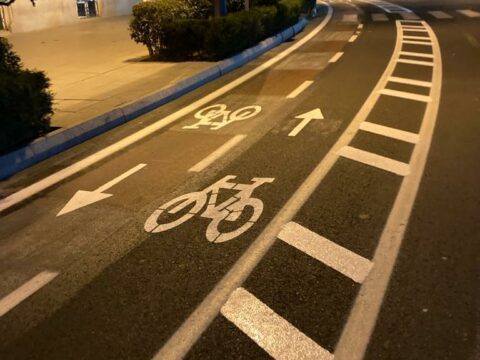 AYNA Bakıda velosiped yolunun salınmasına dair layihənin icrasına başlayıb