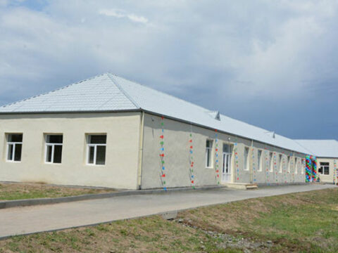 Kənddə müəllimlər barədə şayiə yayan şəxs həbs edildi