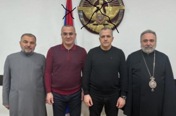 Şahramanyan Araikin qardaşı və keşişlərlə “artsax”ın əski parçası və “gerbi” altında görüntüləndi…-FOTO