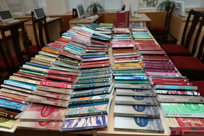 BDU Elmi Kitabxanasından növbəti kitab bağışlama aksiyası