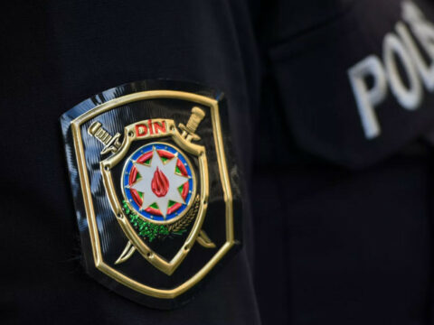Azərbaycanda dəhşət – Polis öz qohumunu.. 