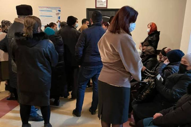 Xəstəxanalarda randevu sistemi niyə işə salınmayıb?