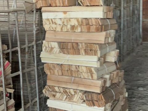 Şəmkirdə sexdə mənbəyi məlum olmayan içlik ağac materialları aşkarlanıb