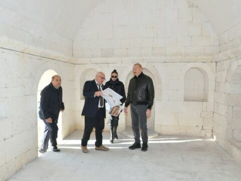 Prezident İlham Əliyev və Mehriban Əliyeva “İmarət” Kompleksində təmir-bərpa işləri ilə tanış olublar