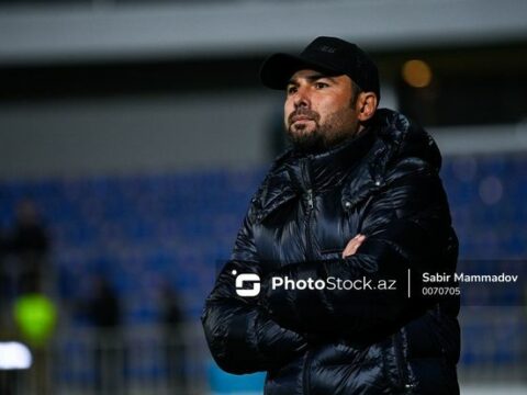 “Neftçi” Adrian Mutu ilə yolları ayırdı