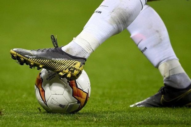 Tarixin ən nüfuzlu 10 futbolçusunun adı açıqlandı – SİYAHI Tarixin ən nüfuzlu 10 futbolçusunun adı açıqlandı – SİYAHI
