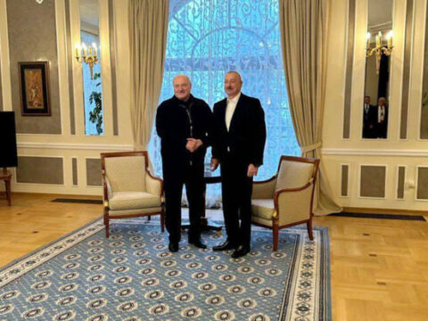 İlham Əliyev və Aleksandr Lukaşenko Sankt-Peterburqda görüşüblər