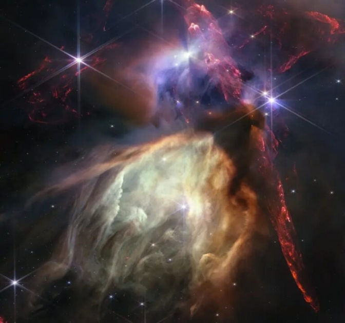 Kosmosda ilin ən təsiredici şəkilləri Kosmosda ilin ən təsiredici şəkilləri