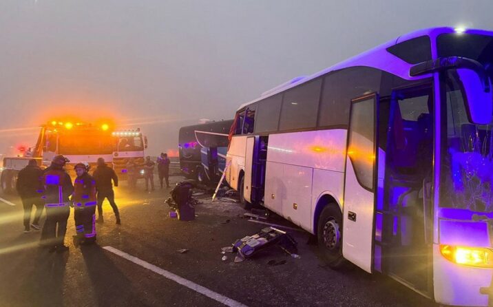 Ağır yol qəzası baş verdi – 10 nəfər ölüb, 54 nəfər yaralanıb