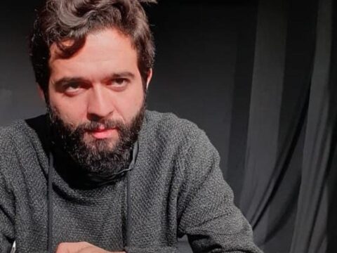 İrəvan Teatrında qalmaqal böyüyür-“O gündən direktorun bizimlə ədavəti başladı, nazirliyin məsələsinə niyə biz baxmalıyıq?”