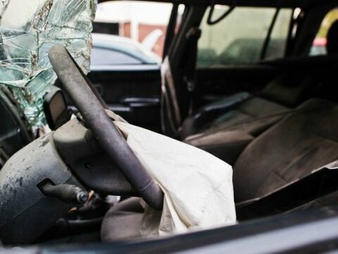 Sabirabadda iki avtomobil toqquşub, ölən var